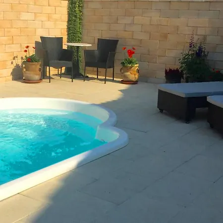 Restaurant Und Zur Puppenstube 3* Штольпен