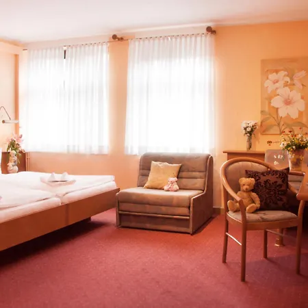 Restaurant Und Zur Puppenstube Vendégház Stolpen