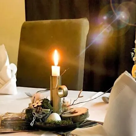 Restaurant Und Zur Puppenstube