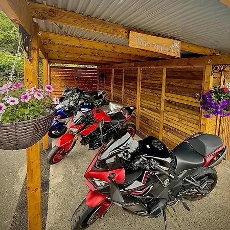 Restaurant Und Zur Puppenstube 3*