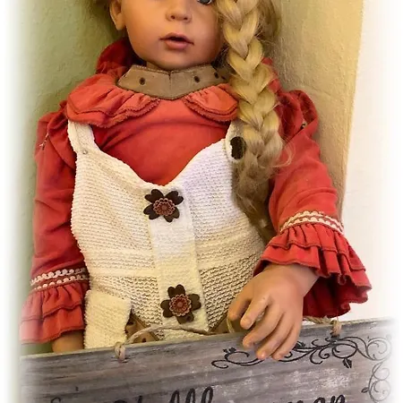 Restaurant Und Zur Puppenstube Гостевой дом