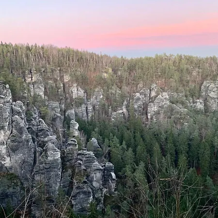 Vendégház Restaurant Und Zur Puppenstube Stolpen