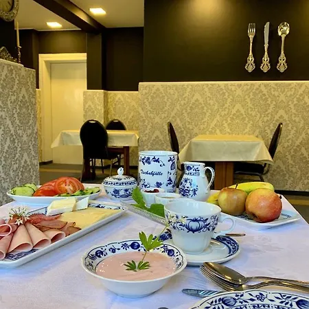 Restaurant Und Zur Puppenstube Vendégház Stolpen